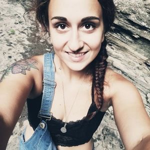 Meet your Posher, Tess